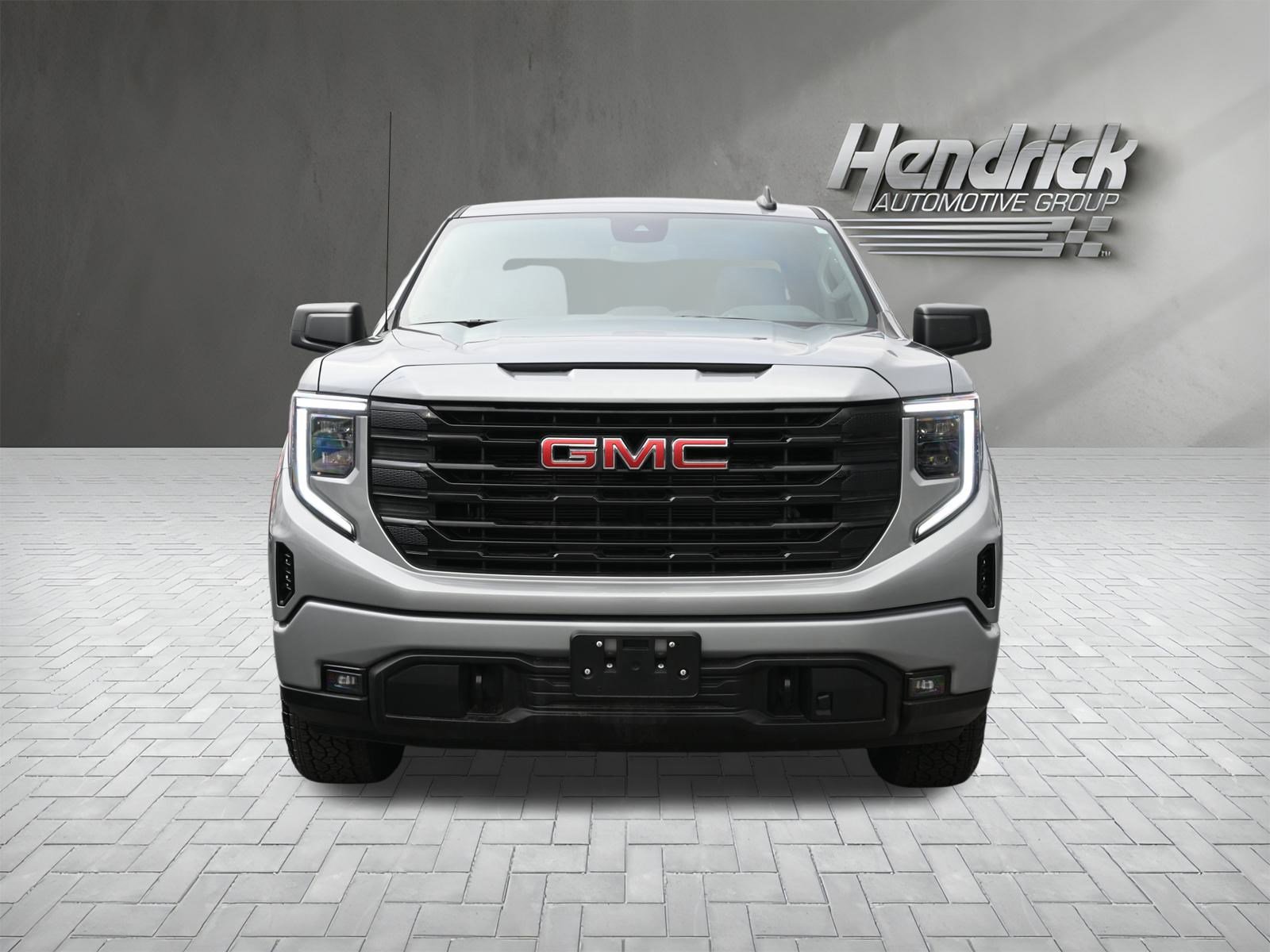 Used 2025 GMC Sierra 1500 Elevation image 5