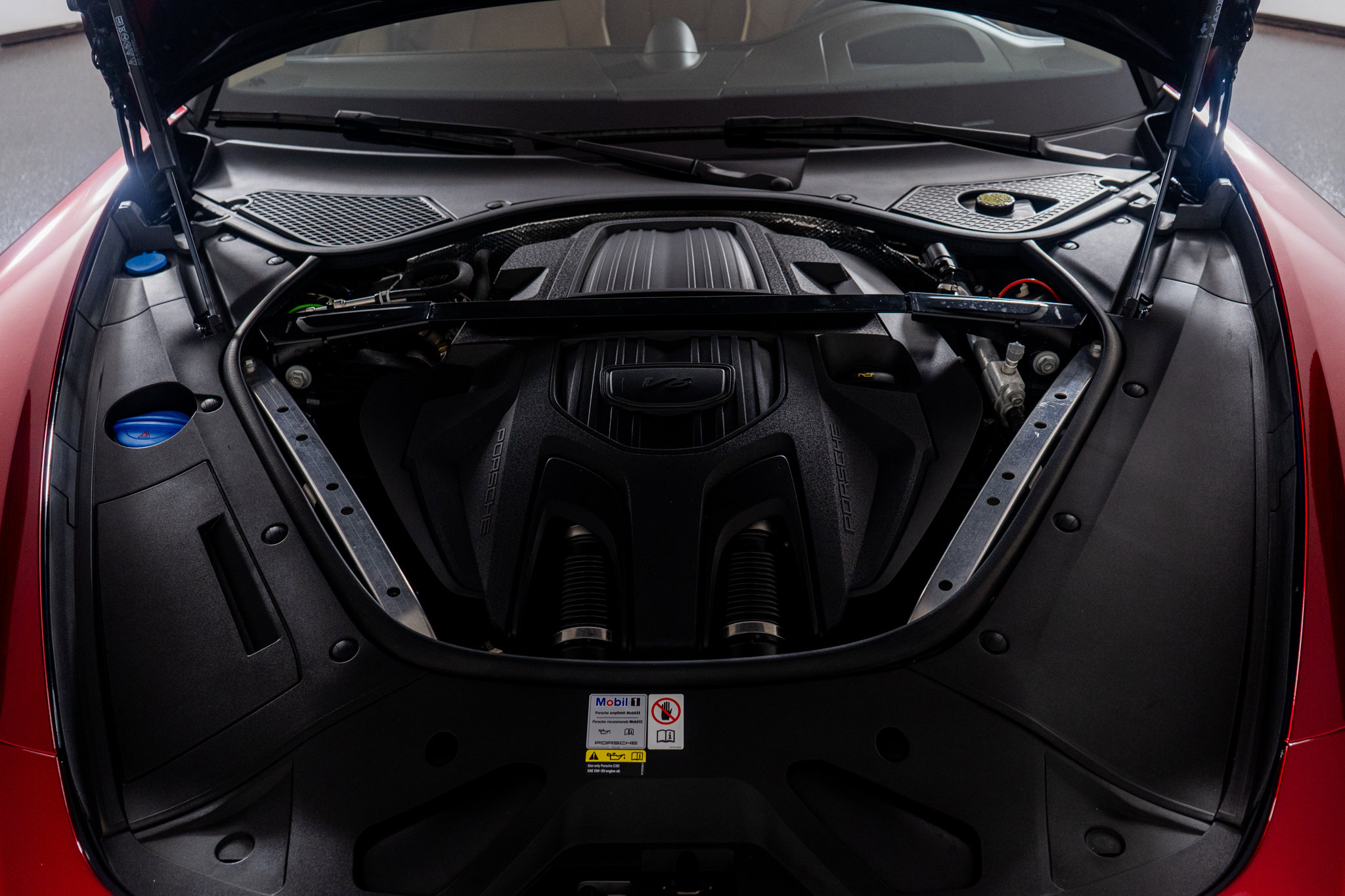 Used 2023 Porsche Panamera 4 Platinum Edition w/ Assistance Package image 59