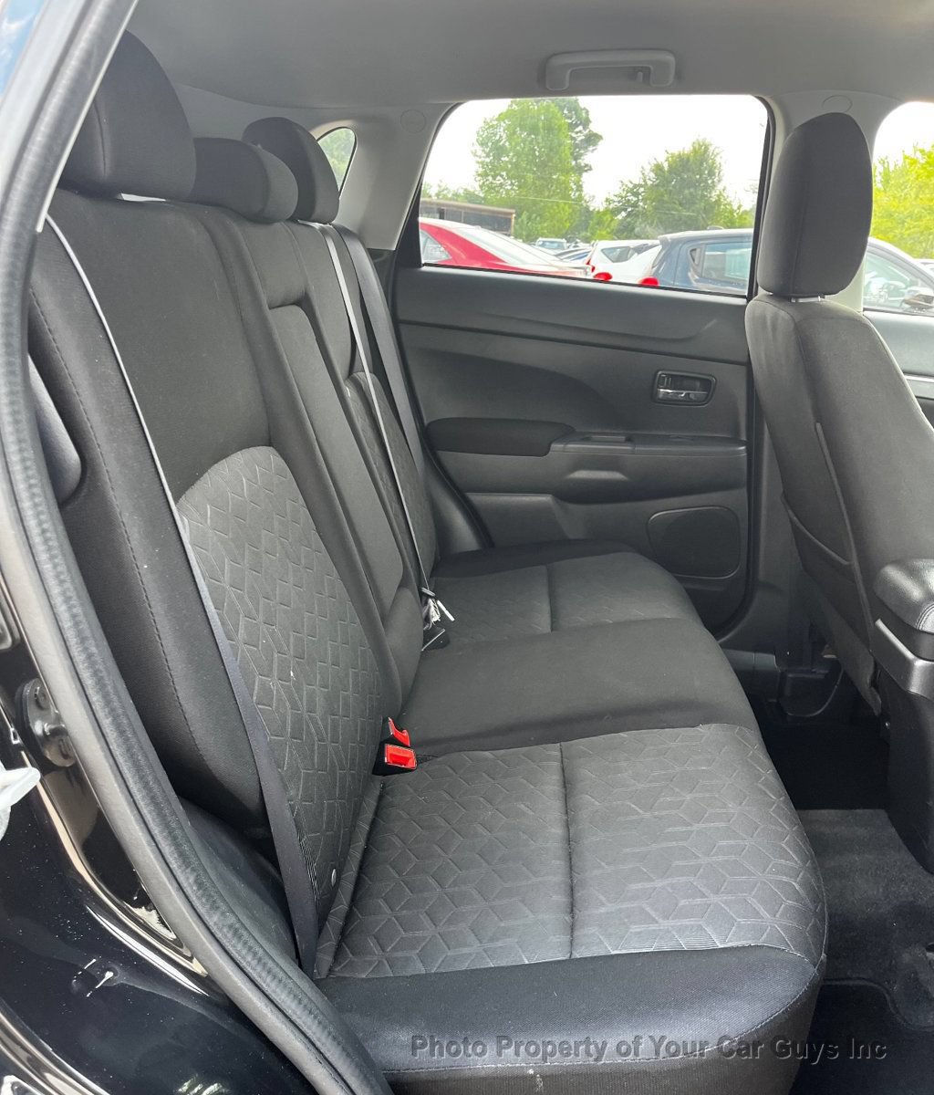 Used 2020 Mitsubishi Outlander Sport ES AWD/4WD image 16
