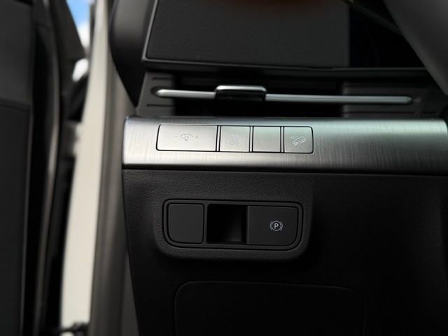 Used 2026 Hyundai Kona SEL Sport FWD image 33