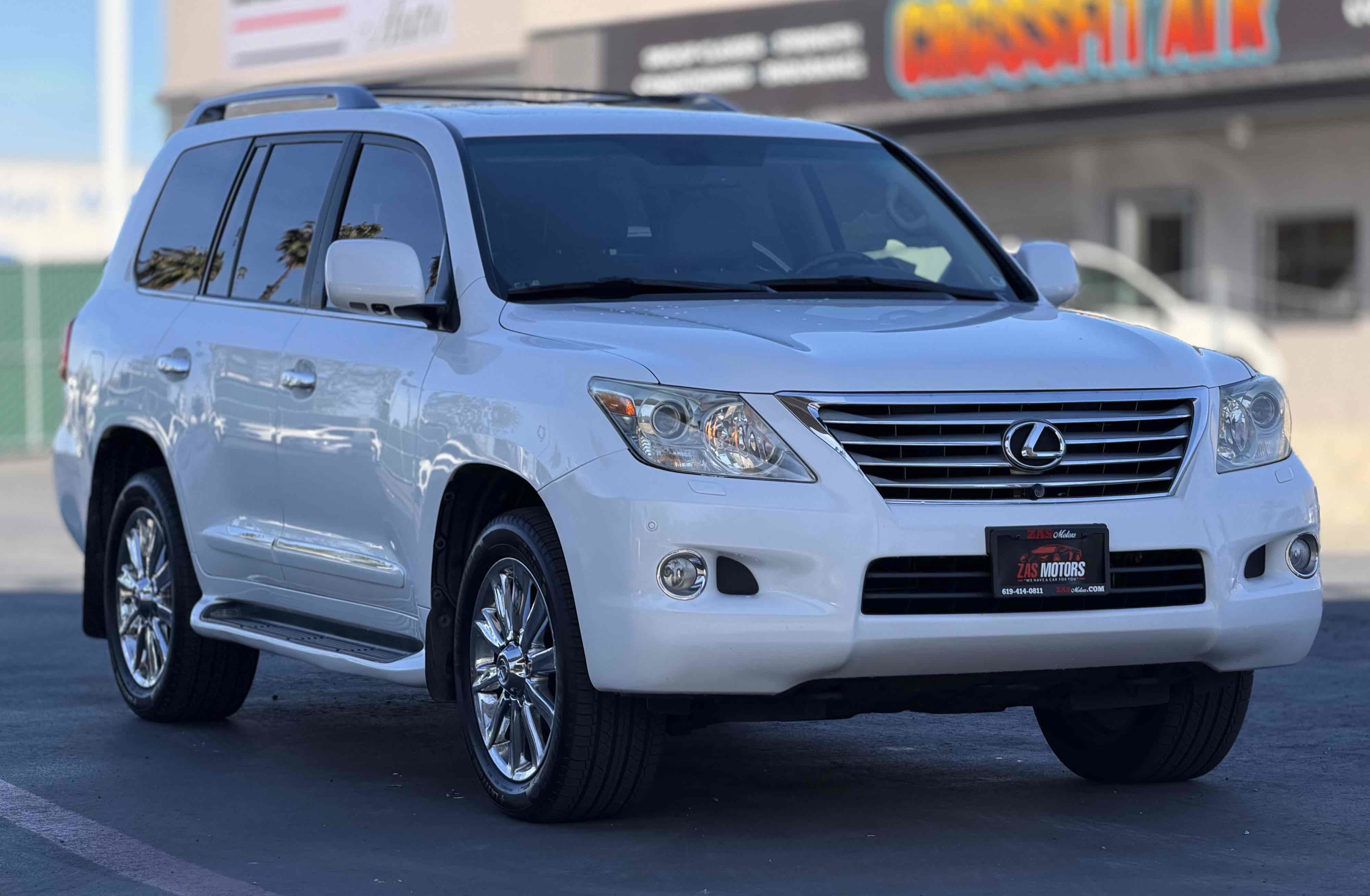 Used 2008 Lexus LX 570 4WD image 4