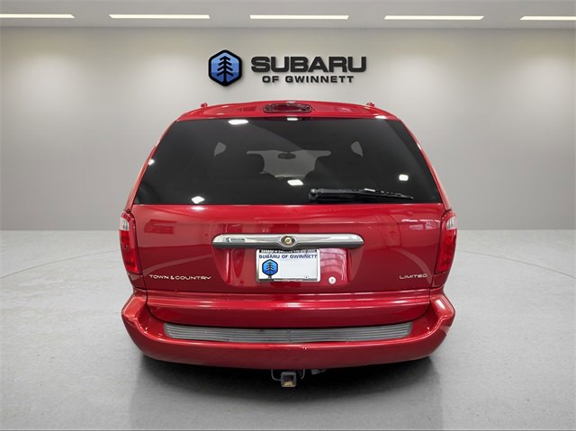 Used 2003 Chrysler Town & Country Limited image 4