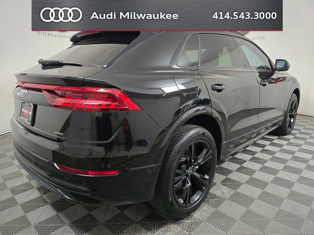 Used 2023 Audi Q8 Premium w/ Convenience Package AWD/4WD image 4