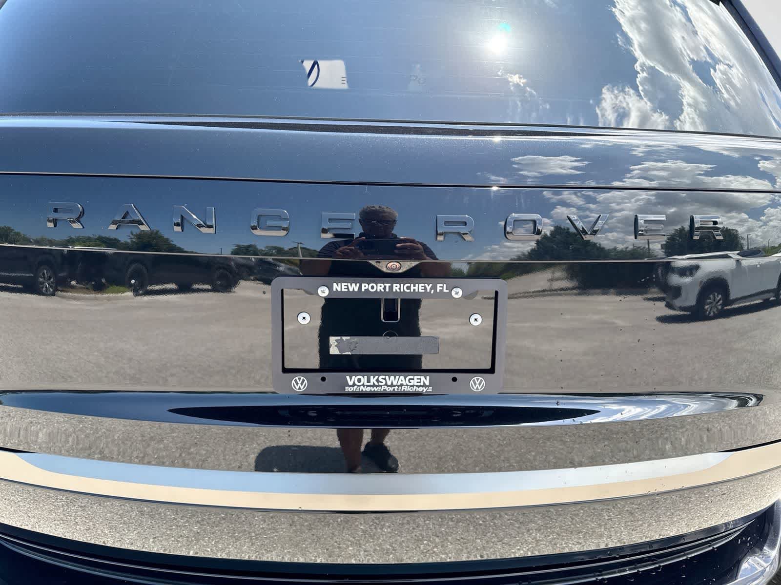 Used 2023 Land Rover Range Rover SE AWD/4WD image 12