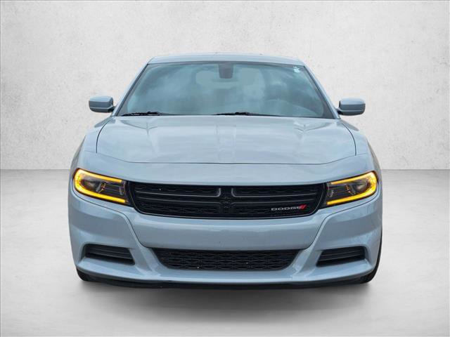 Used 2022 Dodge Charger SXT image 2