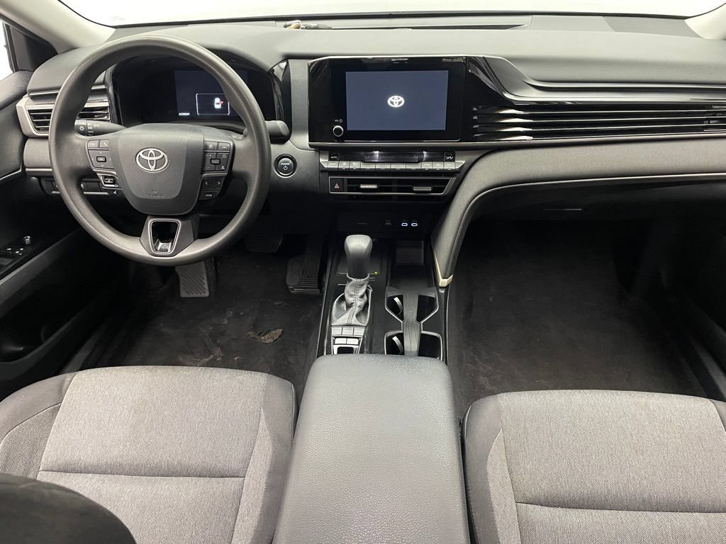 Used 2025 Toyota Camry LE FWD image 18