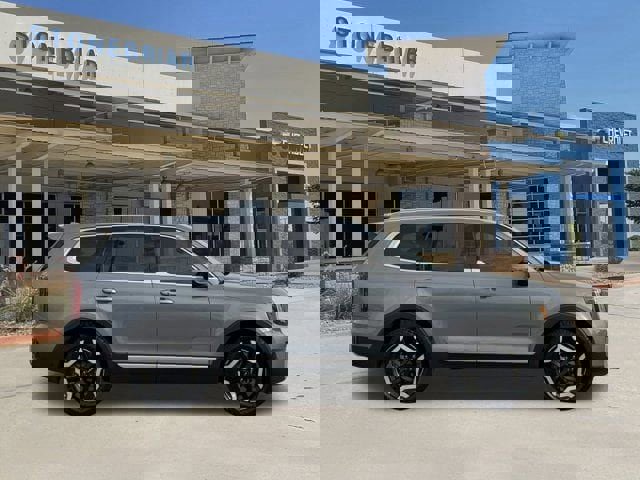 Used 2024 Kia Telluride S w/ S Sunroof Package image 4