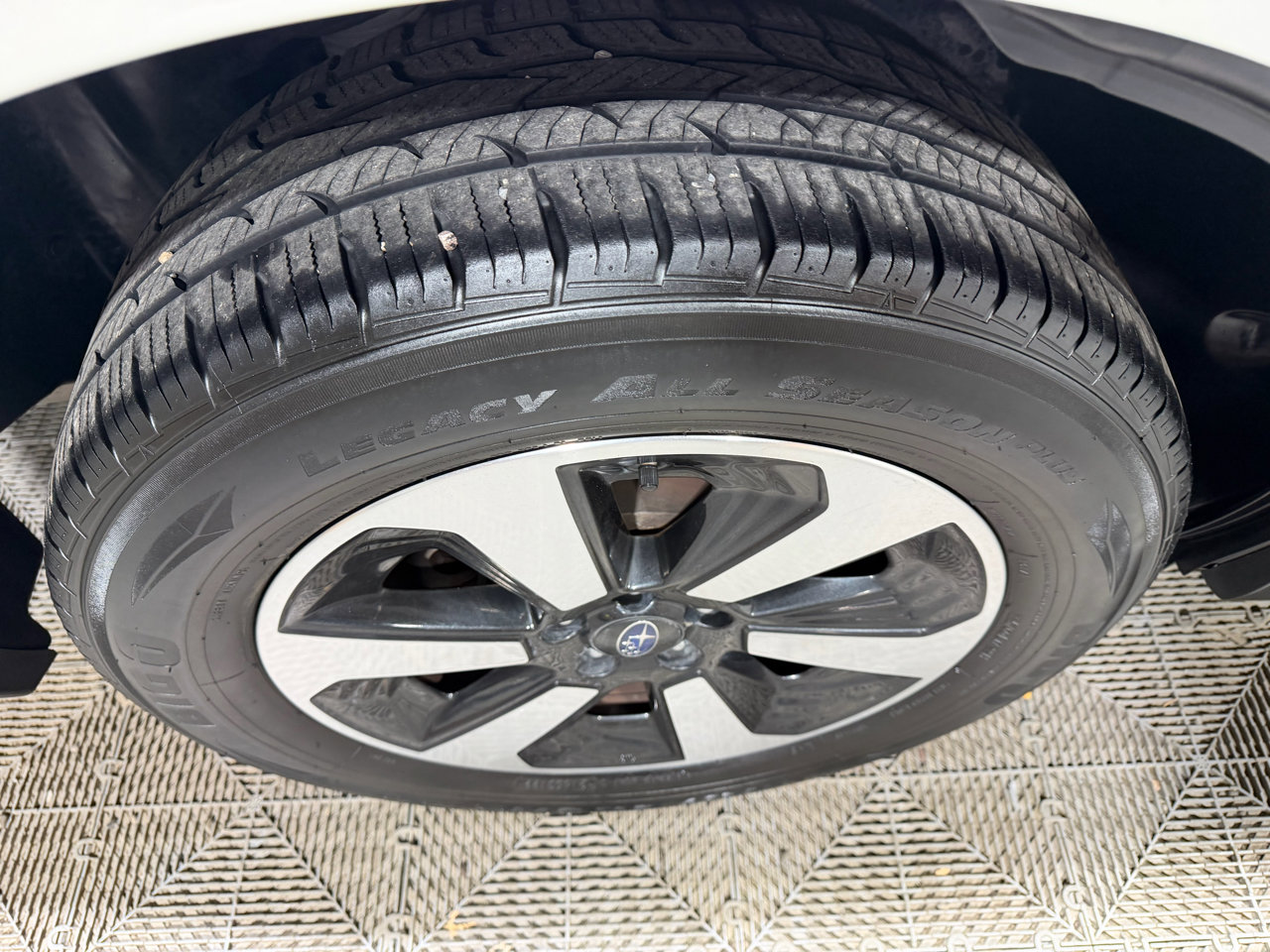 Used 2018 Subaru Forester 2.5i Premium image 18