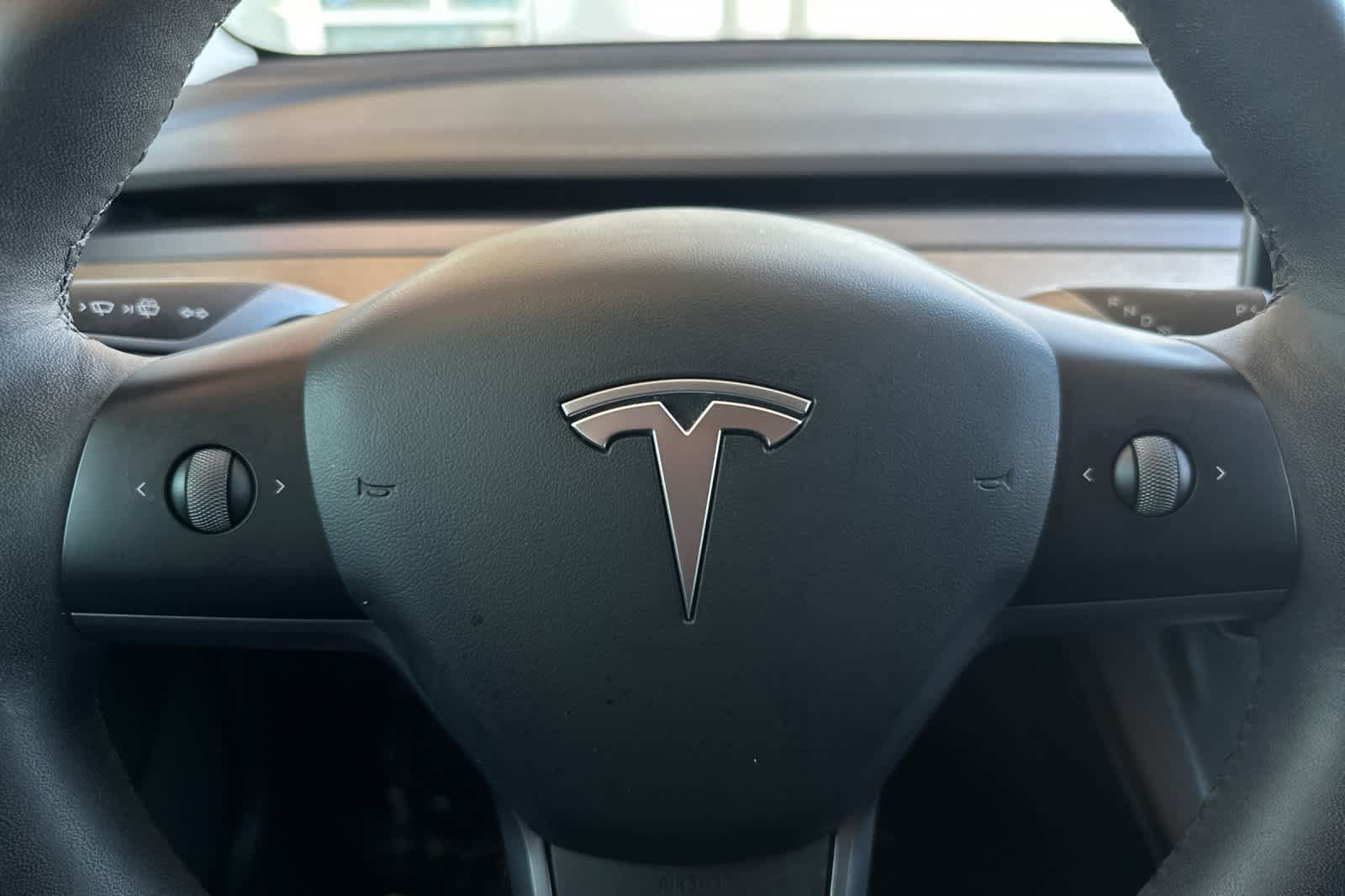 Used 2022 Tesla Model 3 Long Range AWD/4WD image 24