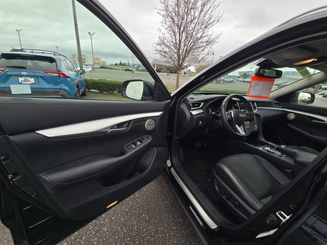 Used 2021 INFINITI QX50 Sensory image 23