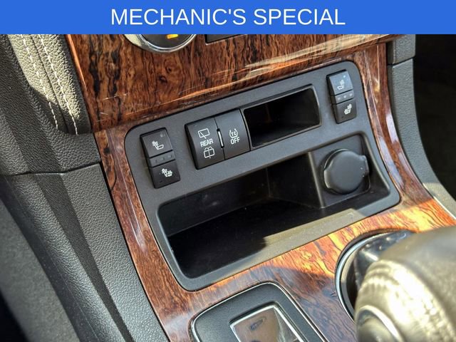 Used 2013 Chevrolet Traverse LT w/ All-Star Edition FWD image 23