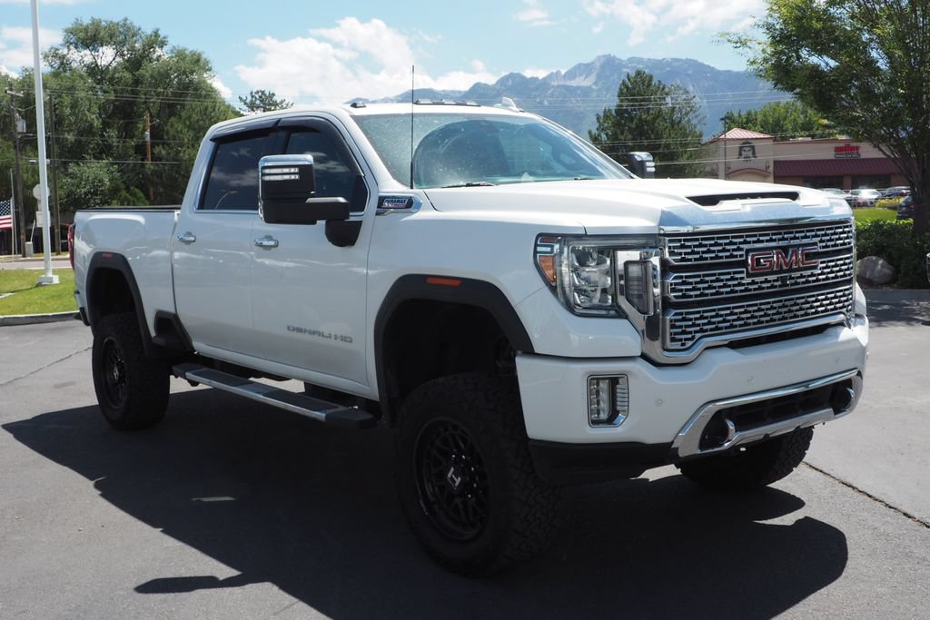 Used 2021 GMC Sierra 2500 Denali w/ Denali Ultimate Package AWD/4WD image 3