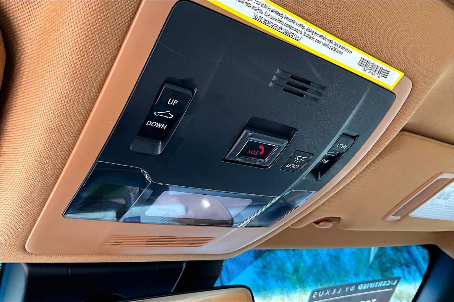 Used 2025 Lexus ES 300h w/ Premium Package FWD image 33
