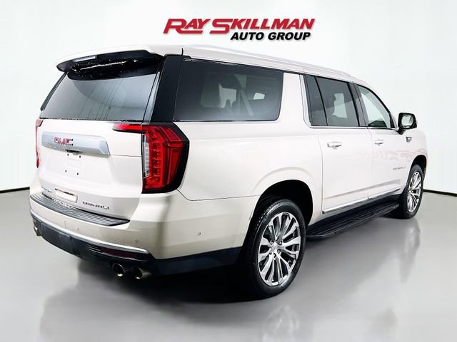 Used 2023 GMC Yukon XL Denali w/ Advanced Technology Package AWD/4WD image 5