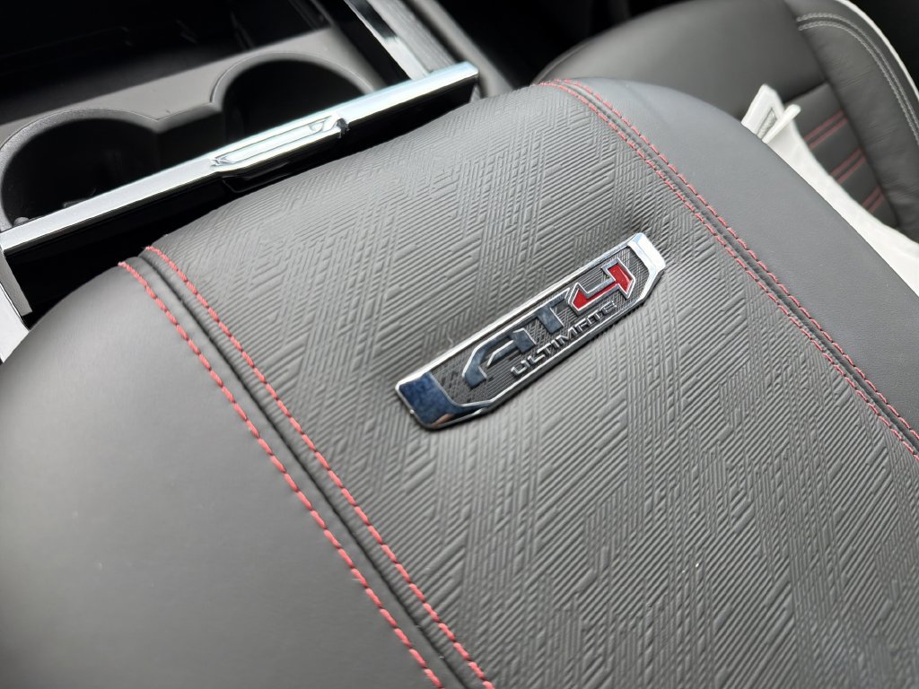 New 2026 GMC Yukon AT4 Ultimate w/ LPO, Floor Liner Package AWD/4WD image 30
