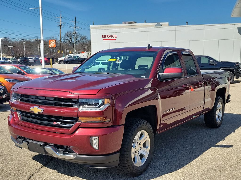 Used 2017 Chevrolet Silverado 1500 LT w/ All Star Edition image 2