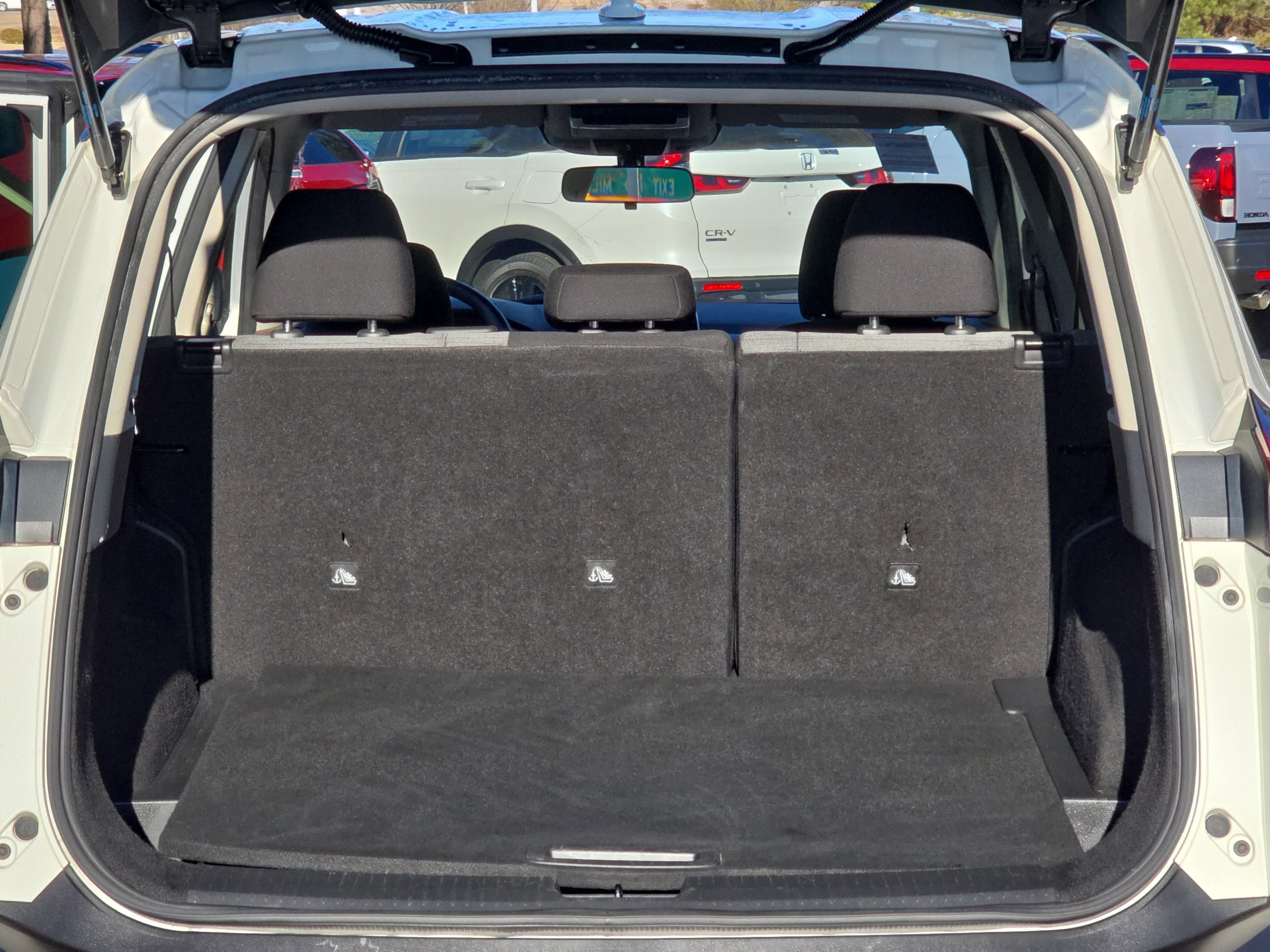 Used 2023 Nissan Rogue SV image 12