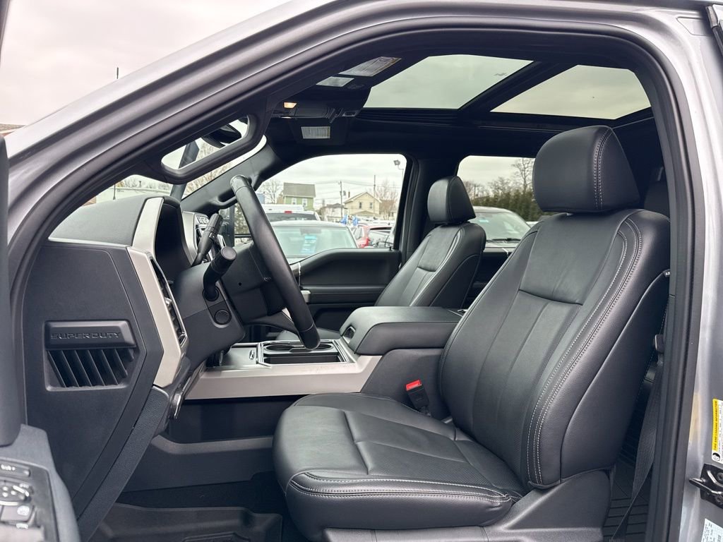 Certified 2022 Ford F350 Lariat w/ Lariat Ultimate Package image 18