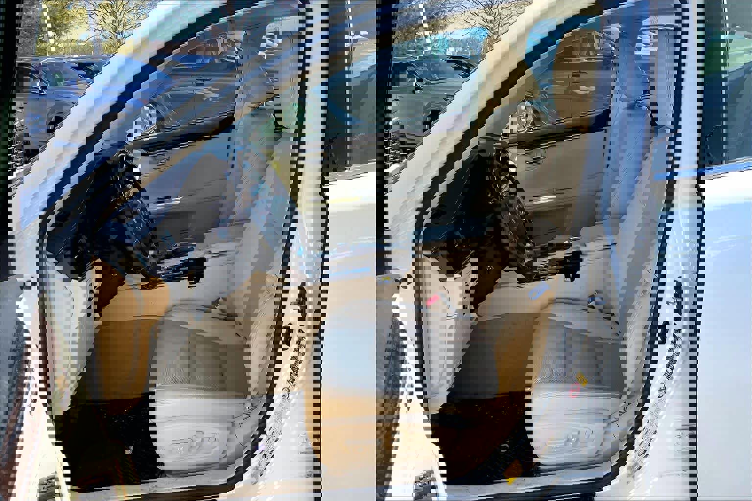 Used 2013 Lexus ES 350 w/ Luxury Pkg image 8