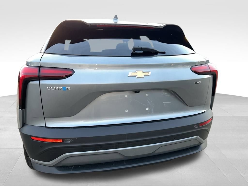 New 2025 Chevrolet Blazer EV LT w/ Super Cruise Package image 5