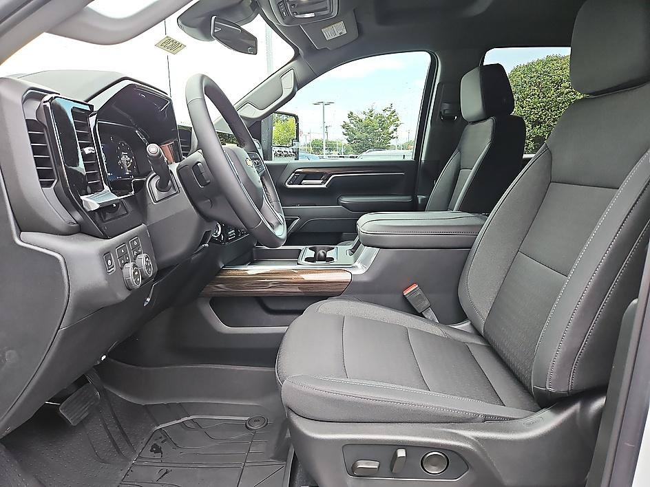 New 2026 Chevrolet Silverado 3500 LT AWD/4WD image 11