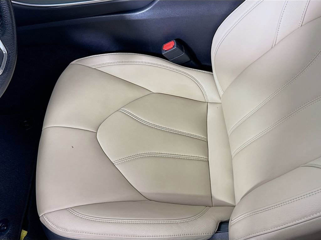 Certified 2019 Toyota Avalon XLE image 18