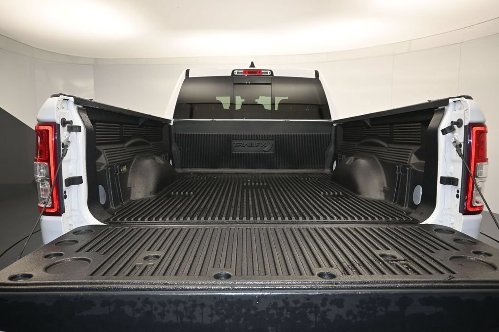 Used 2019 RAM 1500 Big Horn AWD/4WD image 24