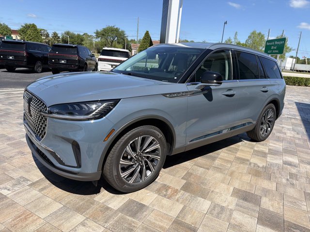New 2026 Lincoln Aviator 2WD image 5