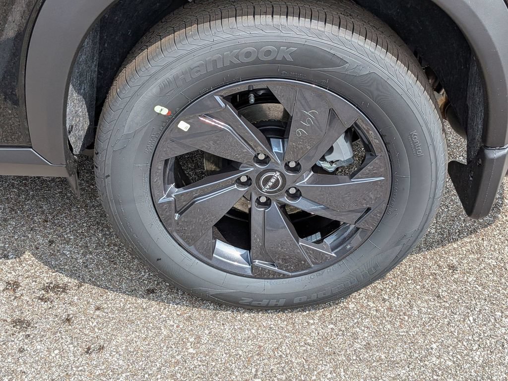 New 2026 Nissan Rogue SV w/ Cold Weather Package AWD/4WD image 13