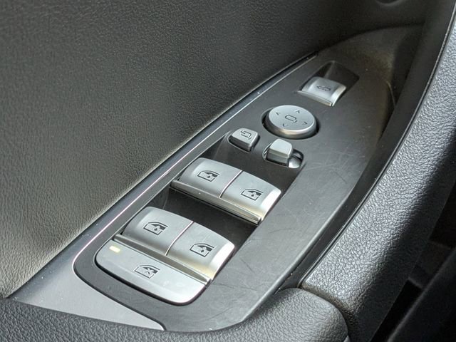 Used 2024 BMW X3 M40i w/ Premium Package image 27