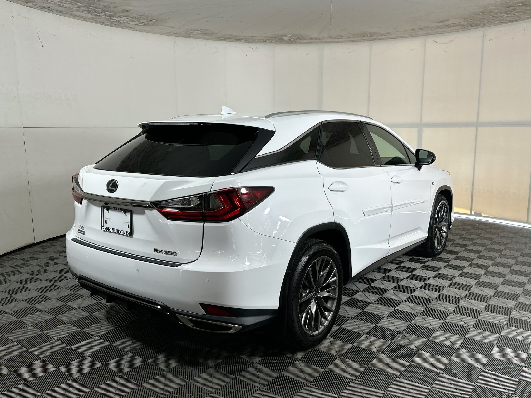 Used 2020 Lexus RX 350 F Sport w/ Accessory Package AWD/4WD image 3