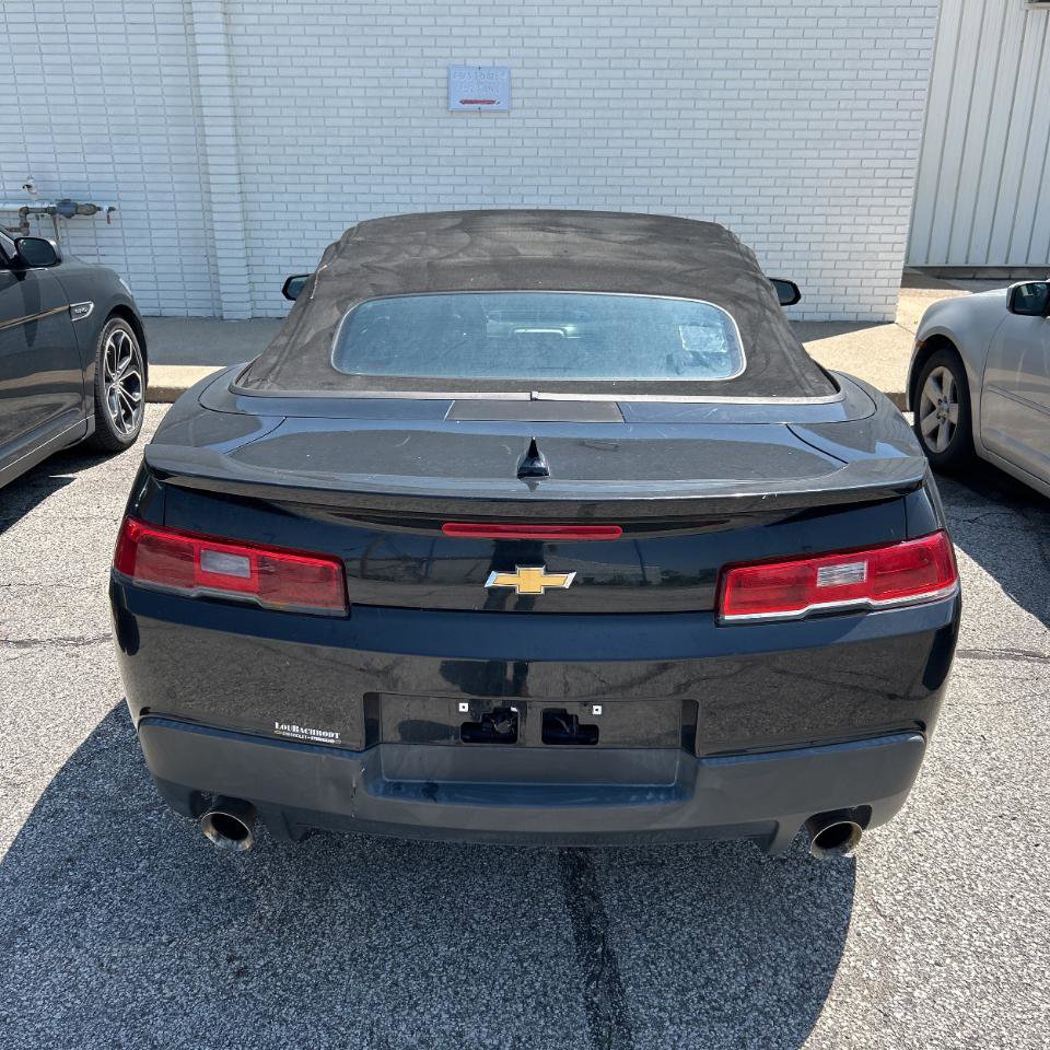 Used 2015 Chevrolet Camaro LT RWD image 5