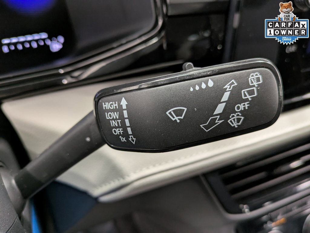 Used 2025 Volkswagen Taos S image 21