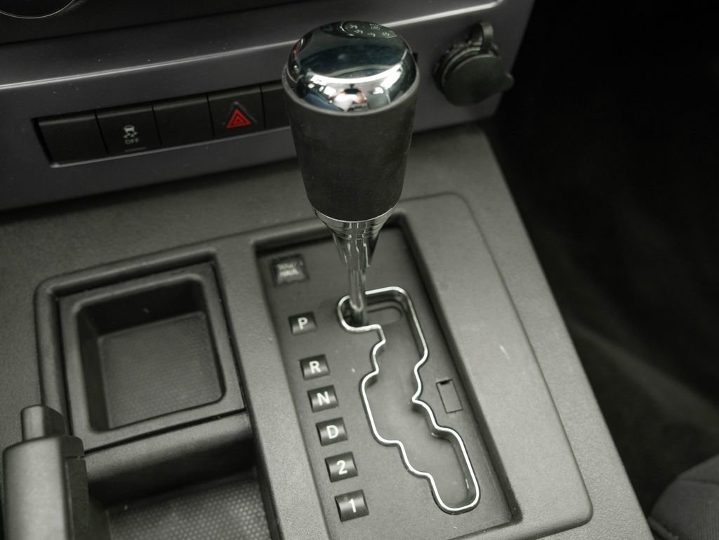 Used 2012 Jeep Liberty Sport RWD image 33