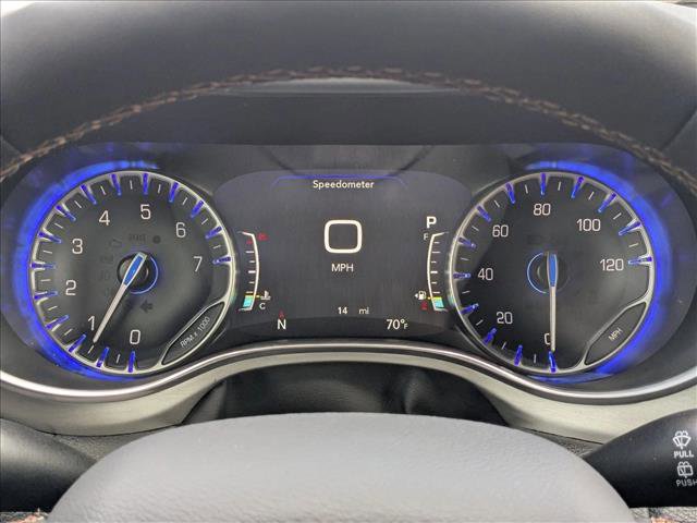 New 2026 Chrysler Pacifica Pinnacle image 11