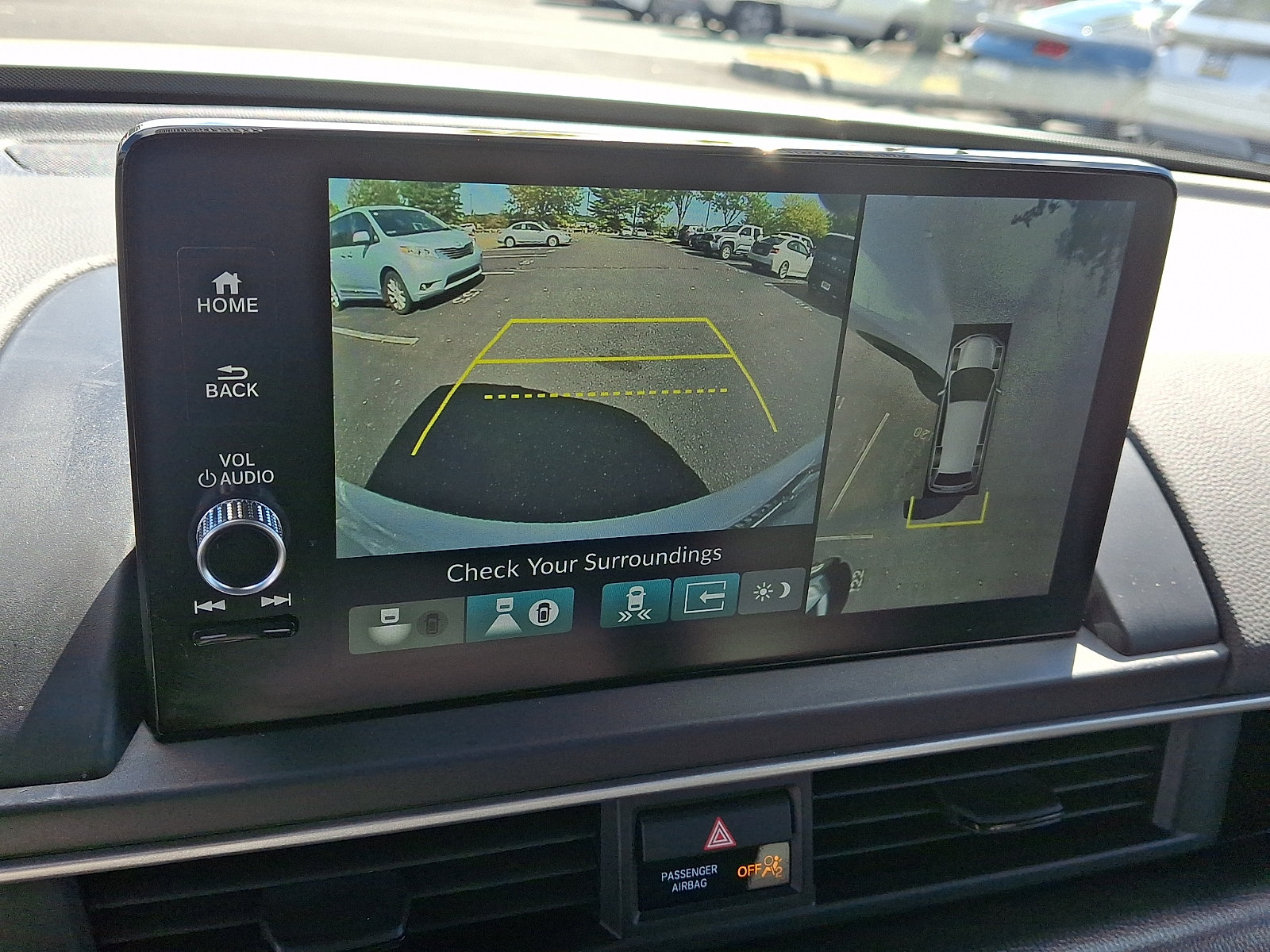 Certified 2025 Honda Pilot Black Edition image 19