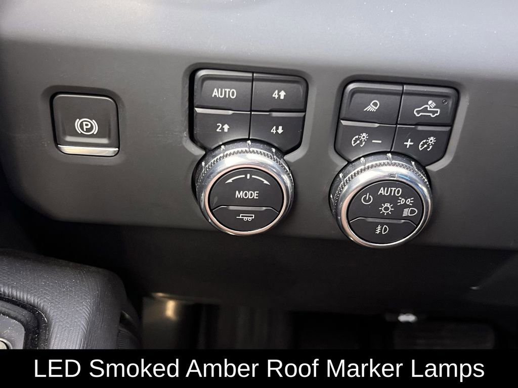 Used 2025 GMC Sierra 2500 AT4X image 25