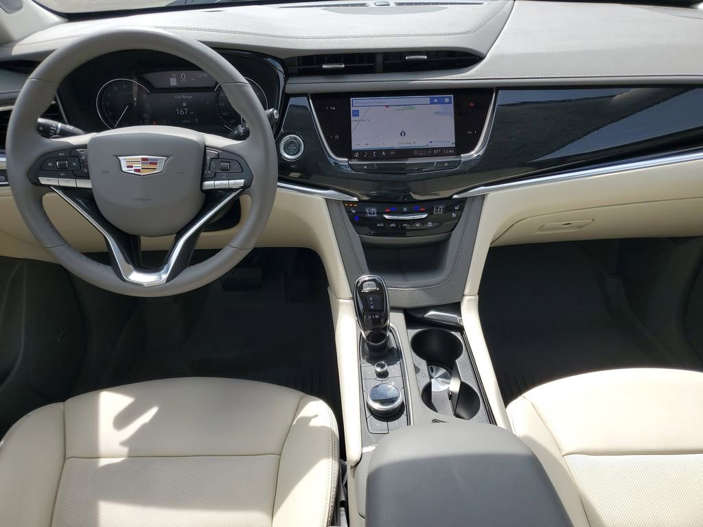 Used 2025 Cadillac XT6 Premium Luxury w/ LPO, Floor Liner Package AWD/4WD image 23