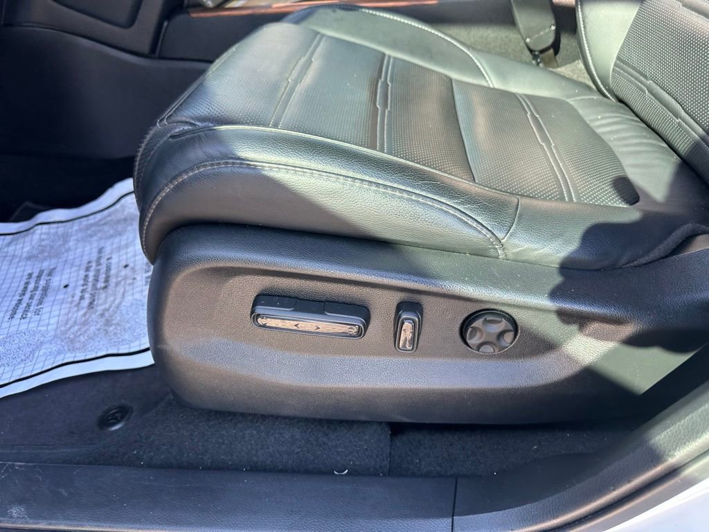 Used 2021 Honda CR-V Touring image 12