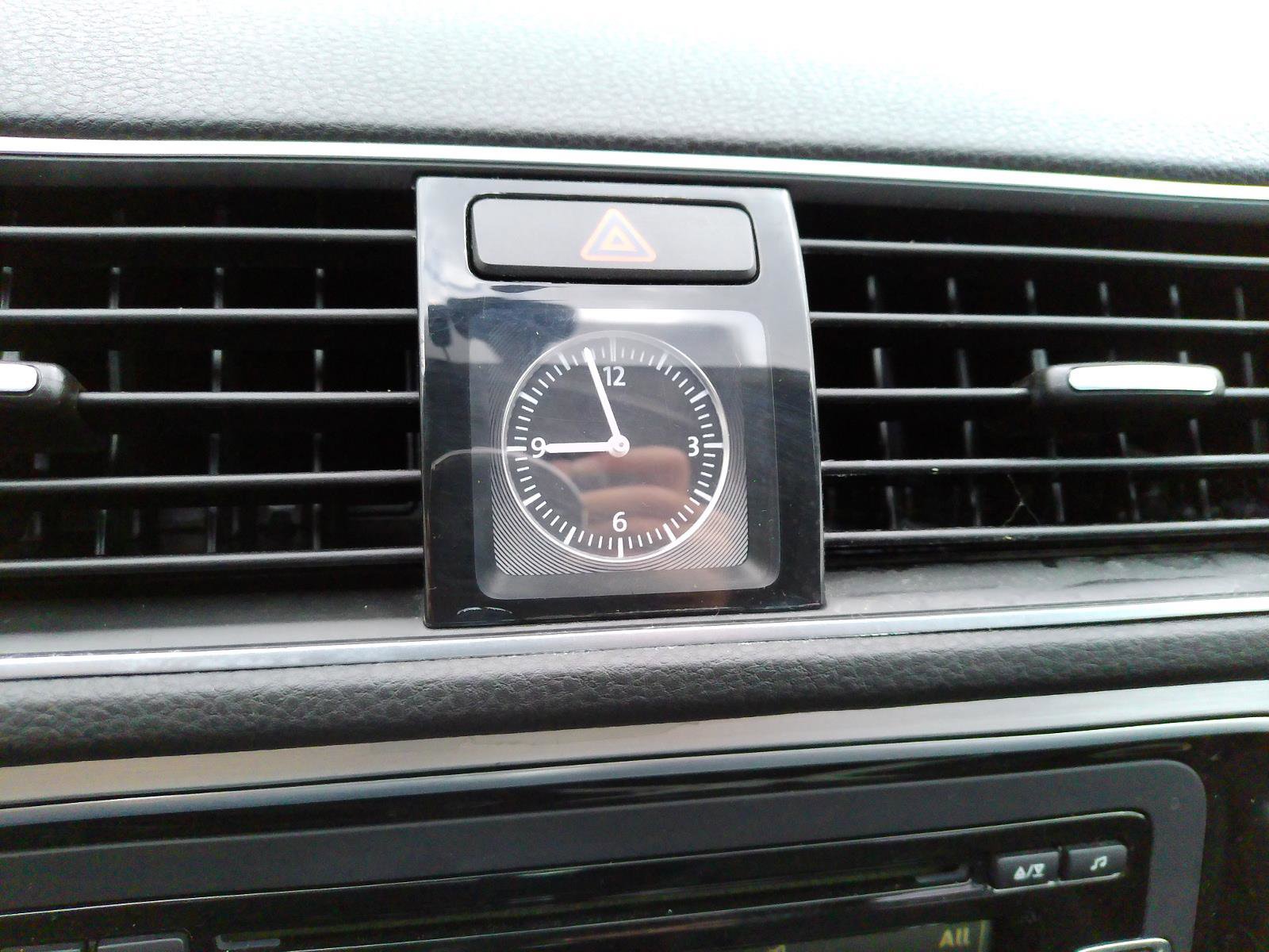 Used 2012 Volkswagen Passat 2.5 SE image 17