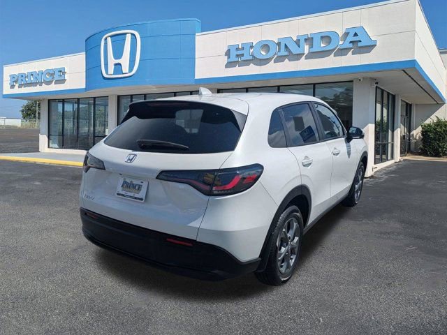 New 2026 Honda HR-V LX image 3