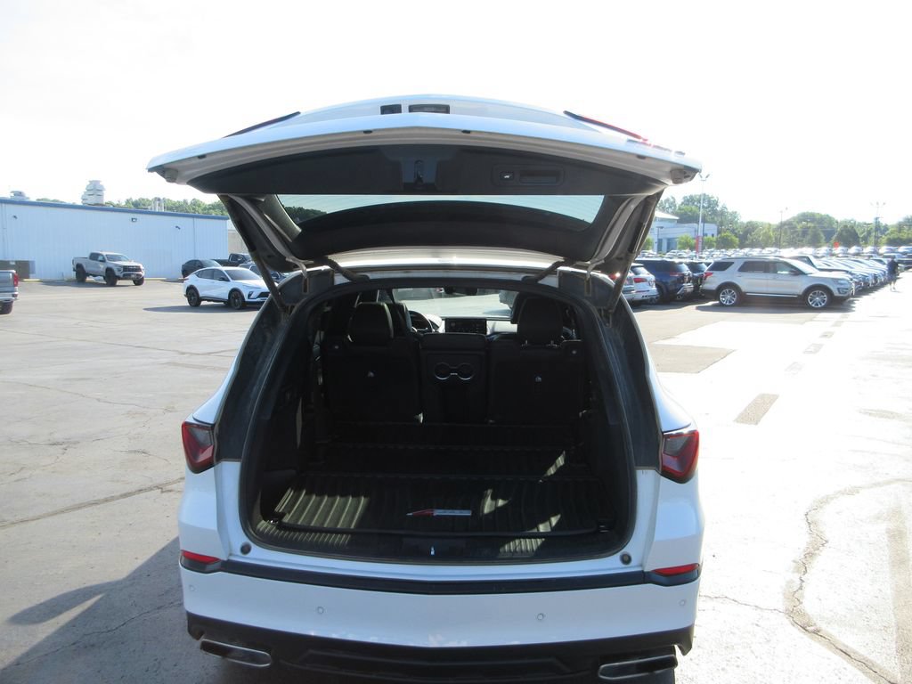 Used 2025 Acura MDX A-Spec AWD/4WD image 8