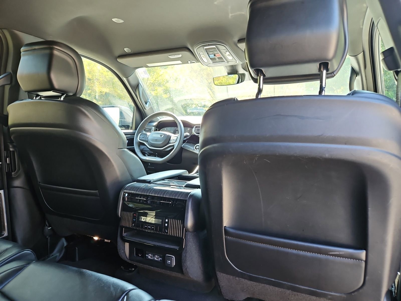 Used 2022 Jeep Wagoneer Series III image 18