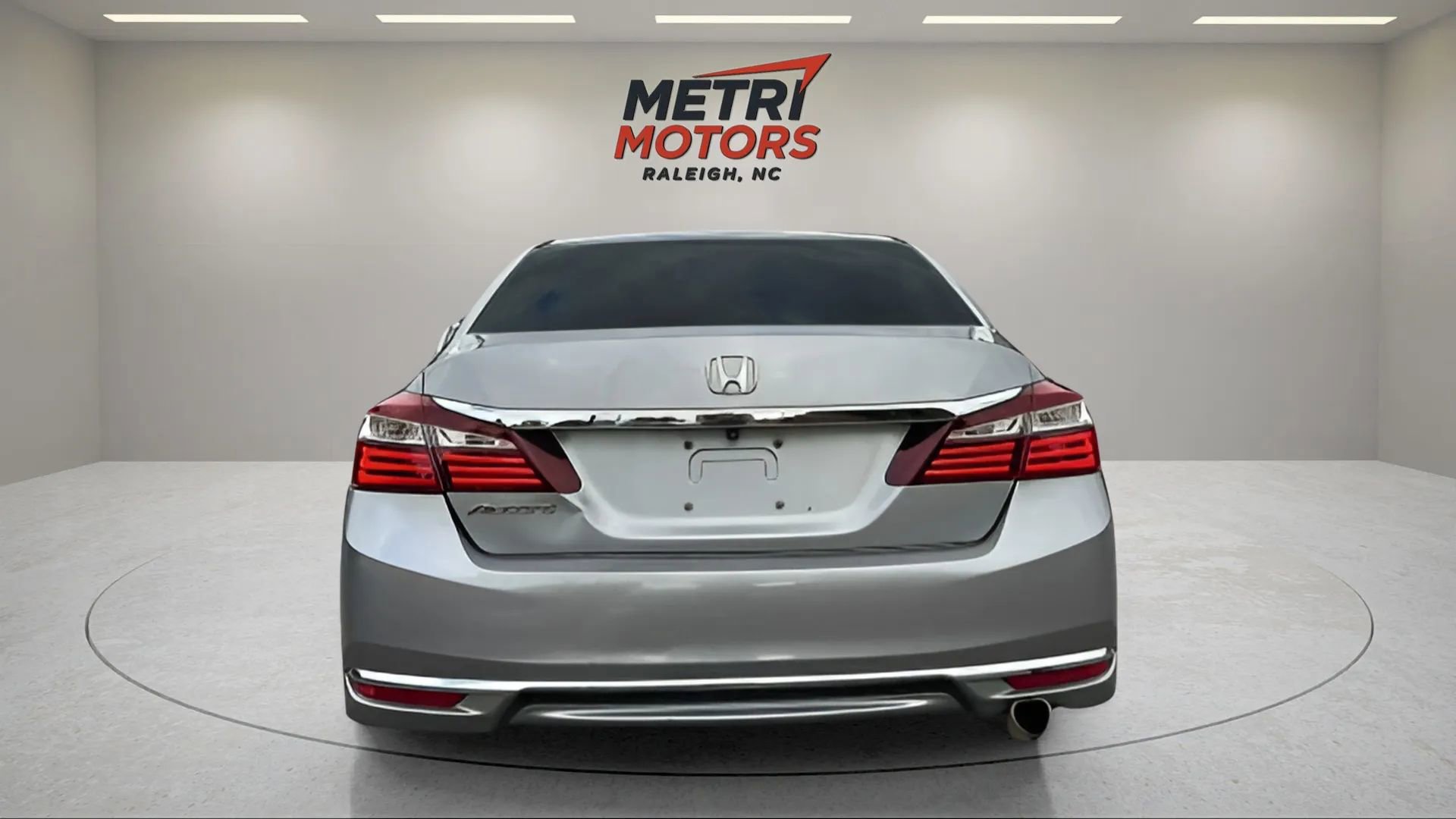 Used 2017 Honda Accord LX image 12
