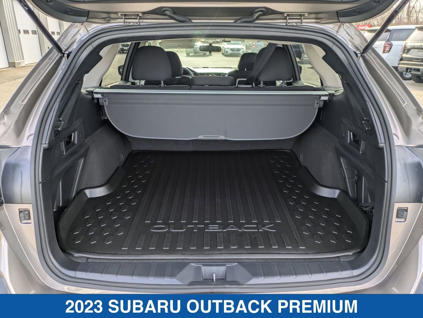Certified 2023 Subaru Outback Premium image 32