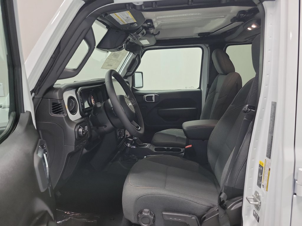 New 2026 Jeep Gladiator Sport AWD/4WD image 10