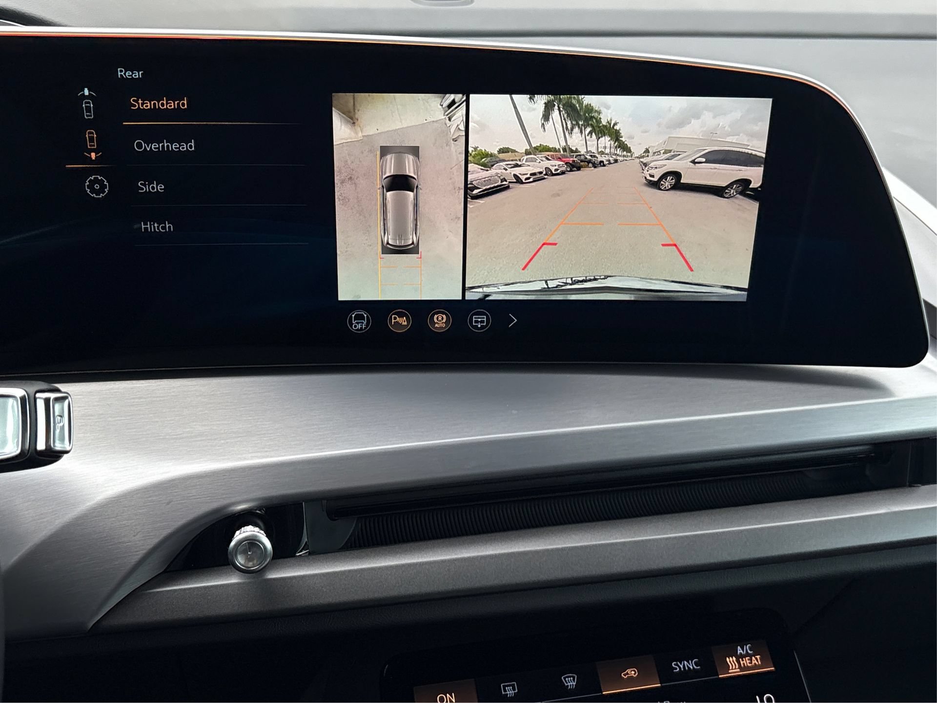 New 2026 Cadillac Vistiq Premium Luxury AWD/4WD image 25