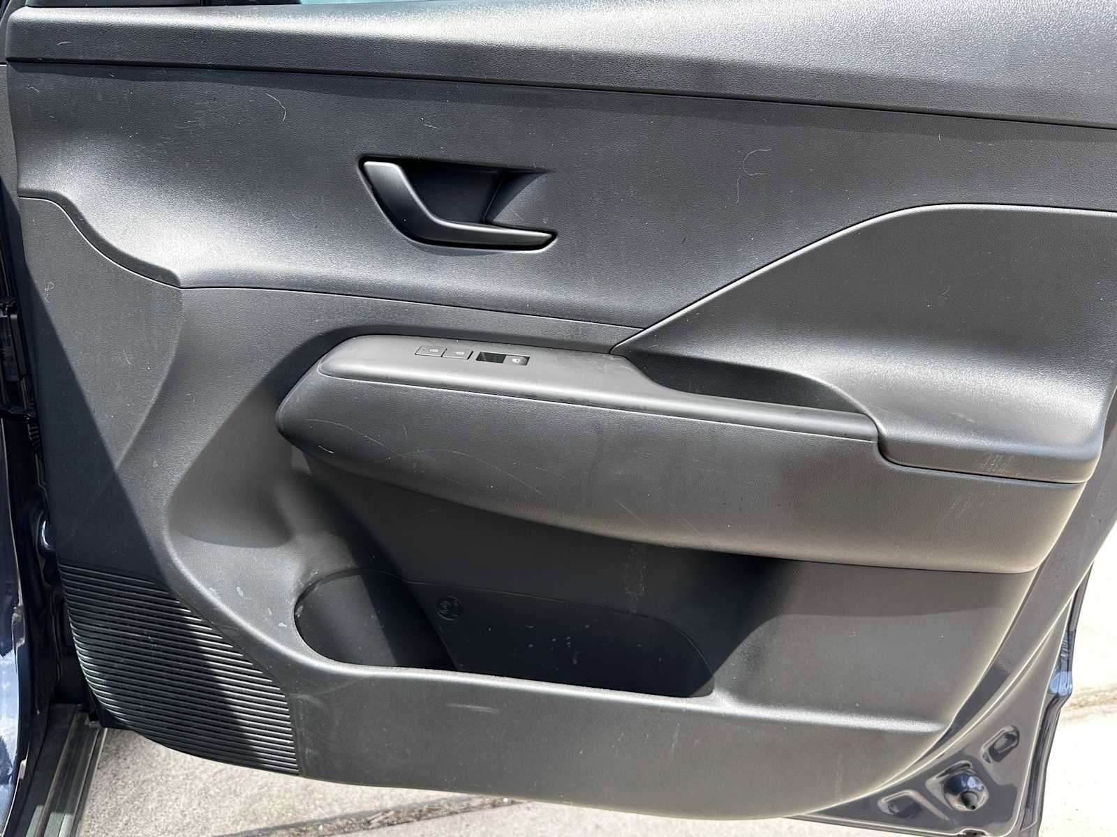 Used 2024 Hyundai Kona SEL FWD image 26