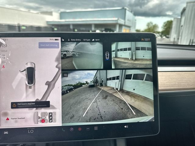 Used 2025 Tesla Model Y Performance AWD/4WD image 24