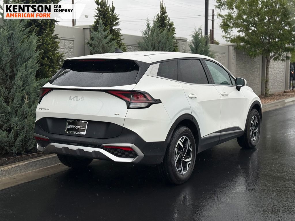 Used 2023 Kia Sportage LX AWD/4WD image 9